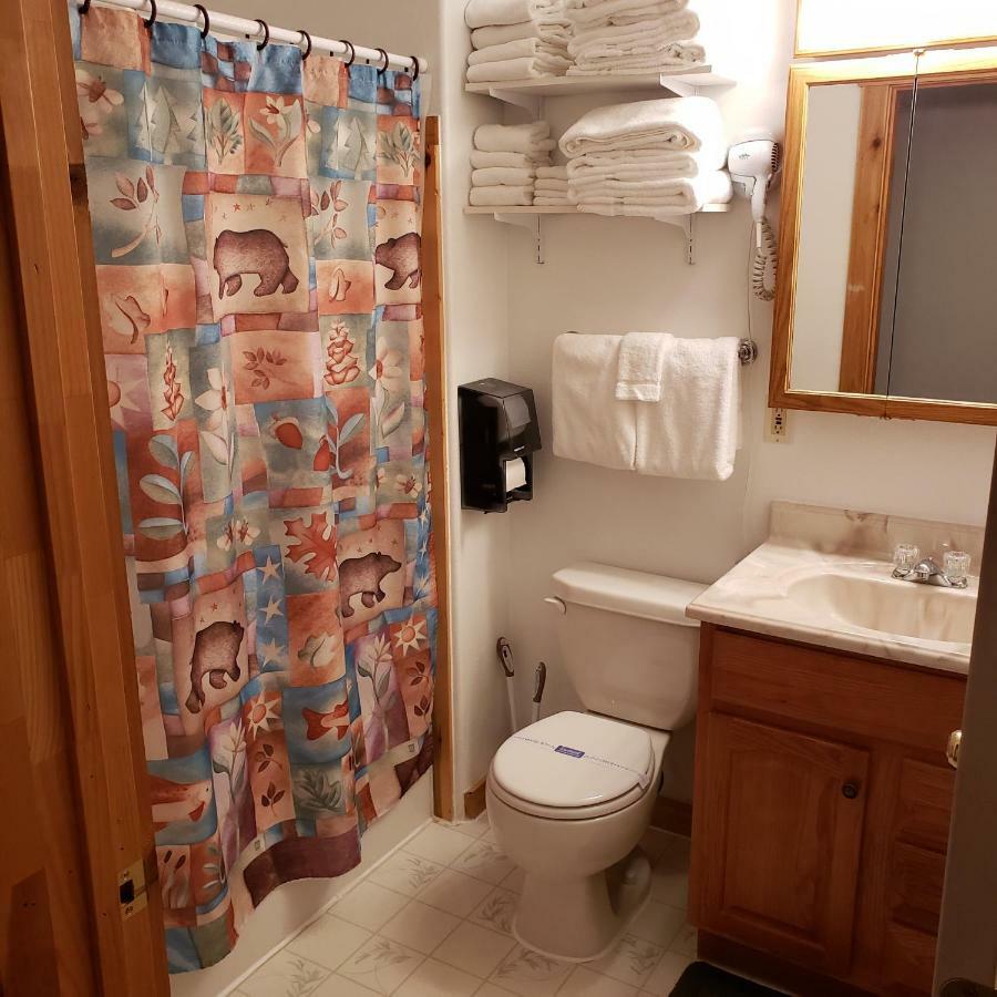 Thayne Wolf Den Log Cabin Motel And Rv Park מראה חיצוני תמונה