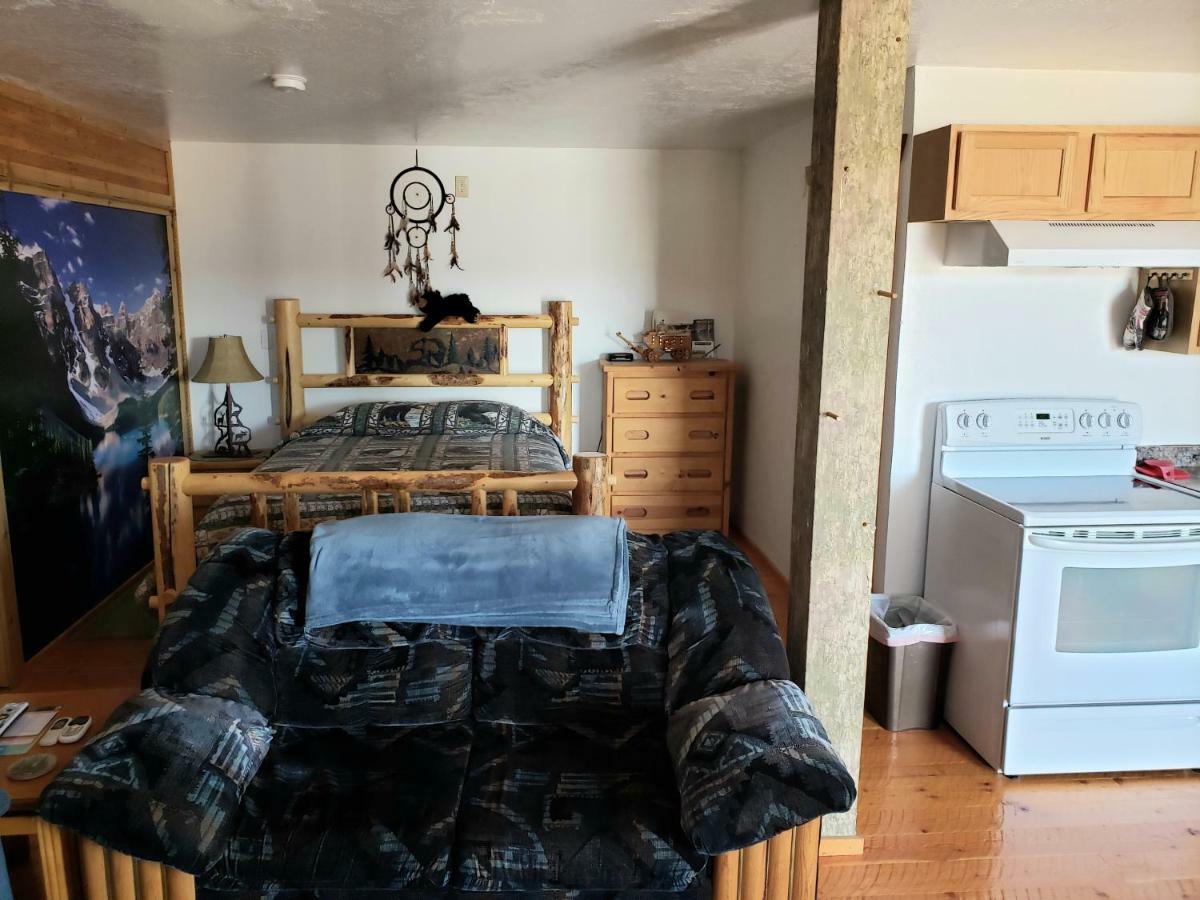 Thayne Wolf Den Log Cabin Motel And Rv Park מראה חיצוני תמונה